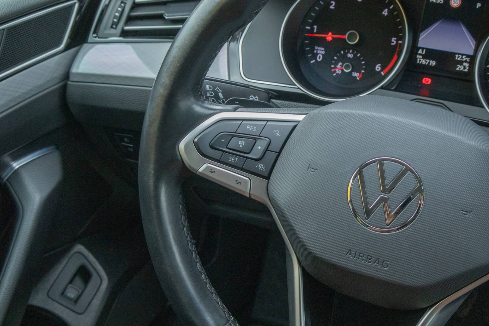 Volkswagen Passat Variant 2023 - 2.0 TDI Business – Obrázok 18