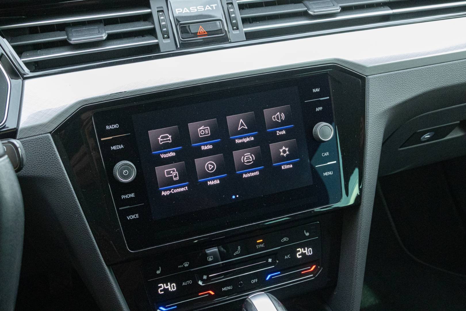 Volkswagen Passat Variant 2023 - 2.0 TDI Business – Obrázok 23