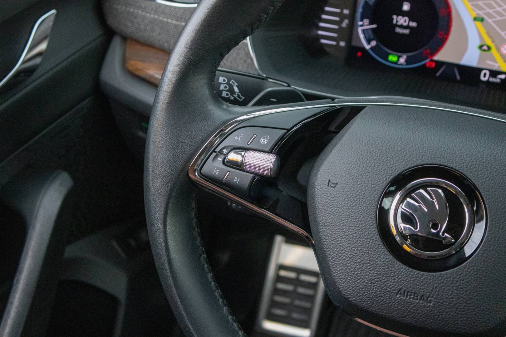 Škoda Octavia Combi 2.0 TDI Scout 4x4 DSG – Obrázok 17