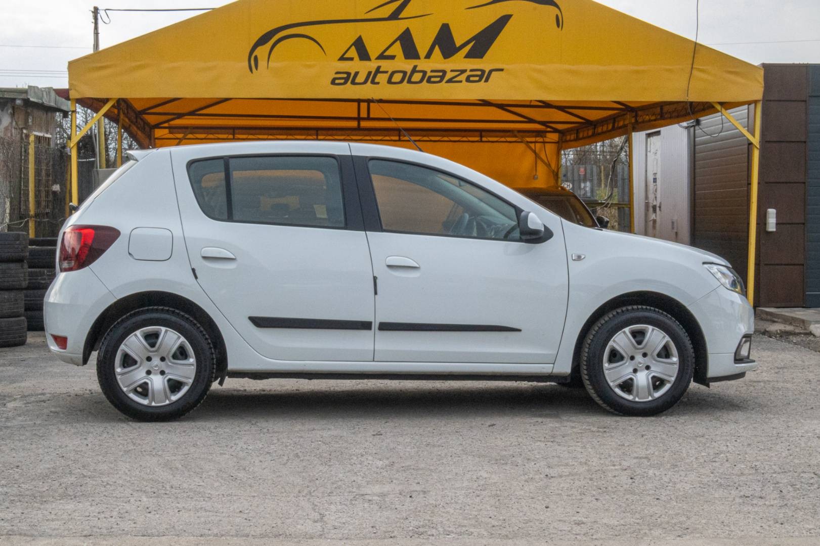Dacia Sandero 1.0 SCe Arctica – Obrázok 4