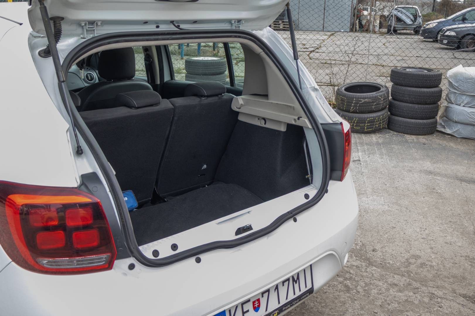 Dacia Sandero 1.0 SCe Arctica – Obrázok 9