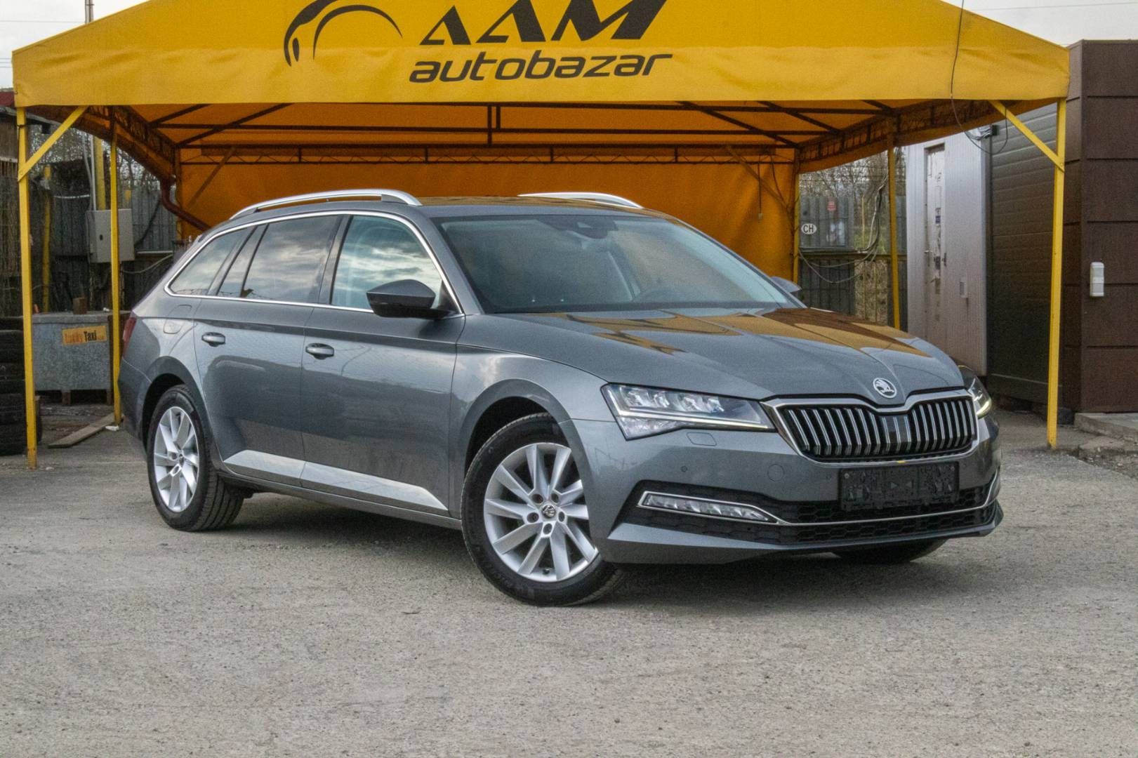 Škoda Superb Combi 2.0 TDI SCR Style DSG – Obrázok 3