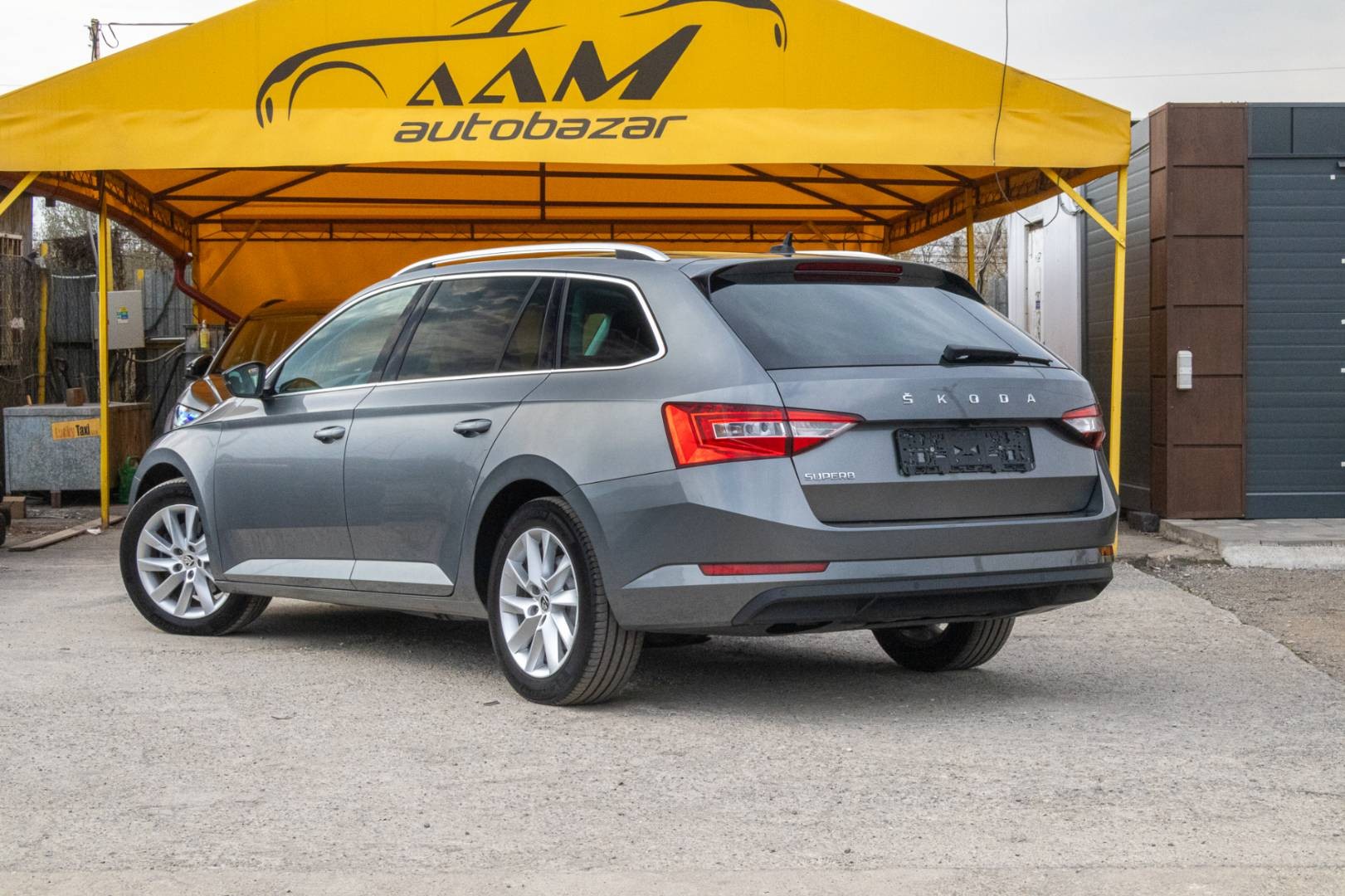 Škoda Superb Combi 2.0 TDI SCR Style DSG – Obrázok 6