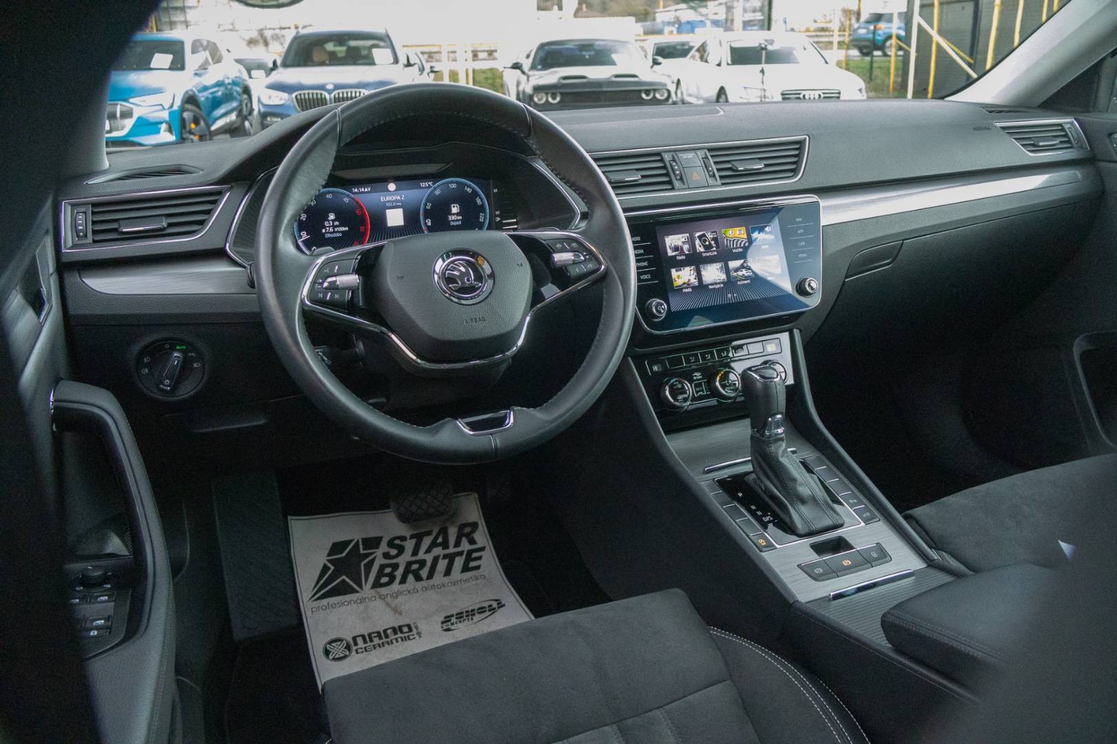 Škoda Superb Combi 2.0 TDI SCR Style DSG – Obrázok 15