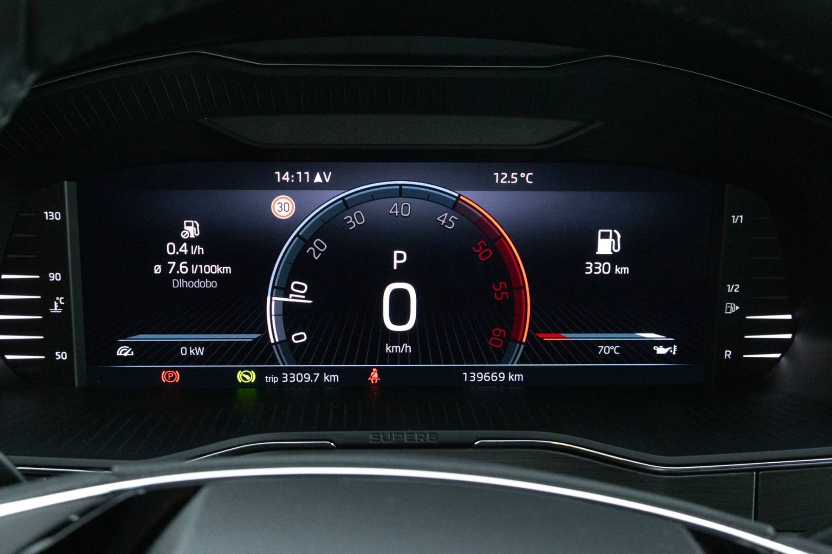 Škoda Superb Combi 2.0 TDI SCR Style DSG – Obrázok 18