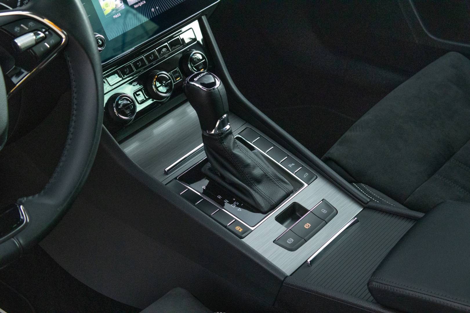 Škoda Superb Combi 2.0 TDI SCR Style DSG – Obrázok 27