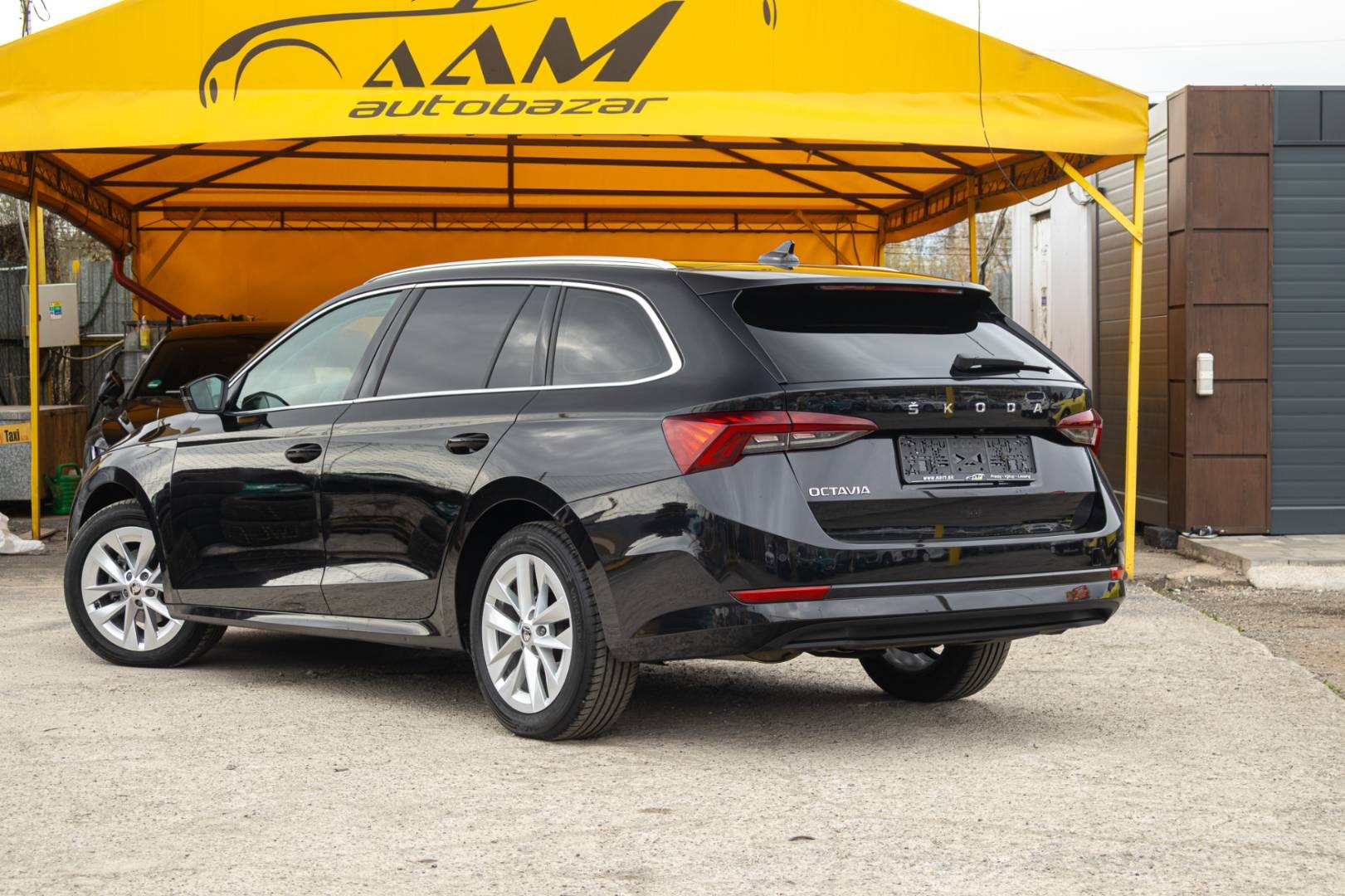 Škoda Octavia Combi 2.0 TDI SCR Style DSG – Obrázok 6