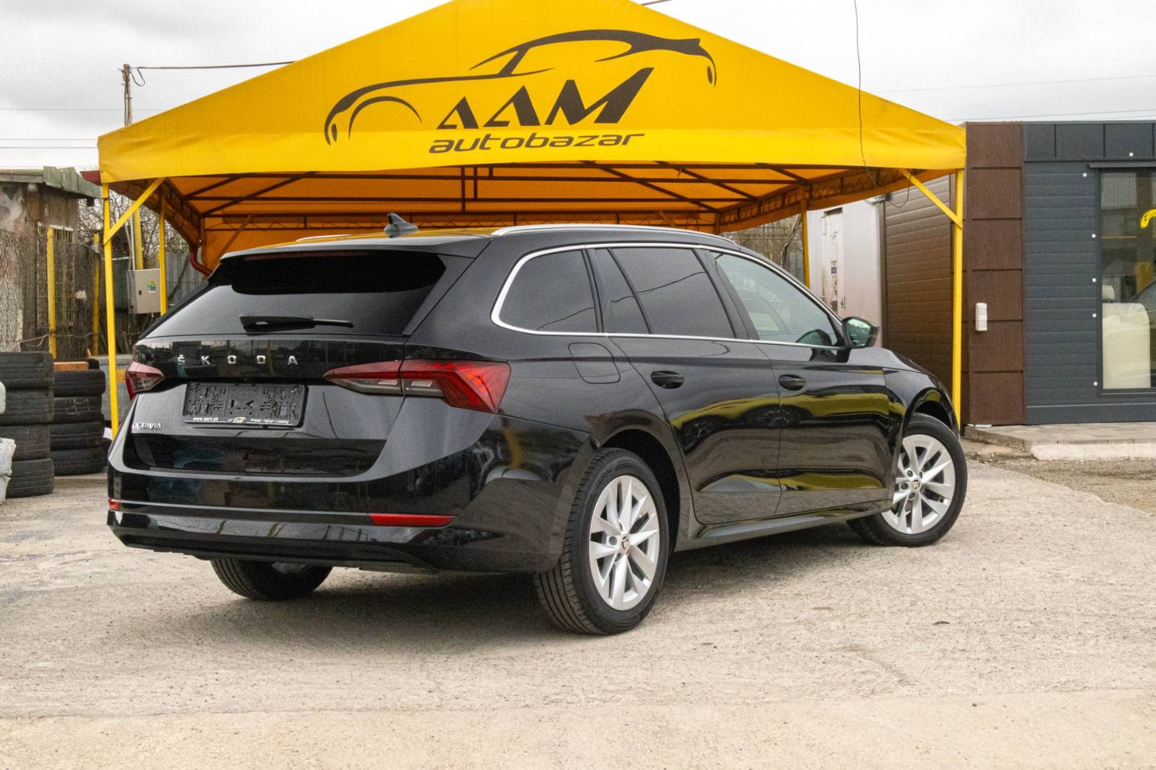 Škoda Octavia Combi 2.0 TDI SCR Style DSG – Obrázok 8