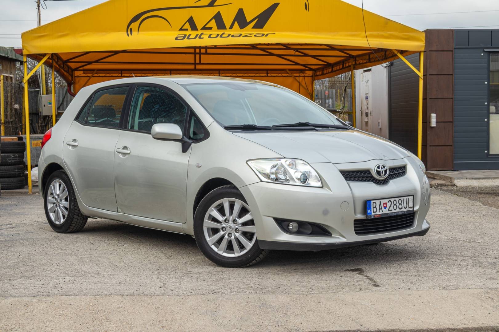 Toyota Auris 1.6 I Dual VVT-i Lux A/T – Obrázok 3