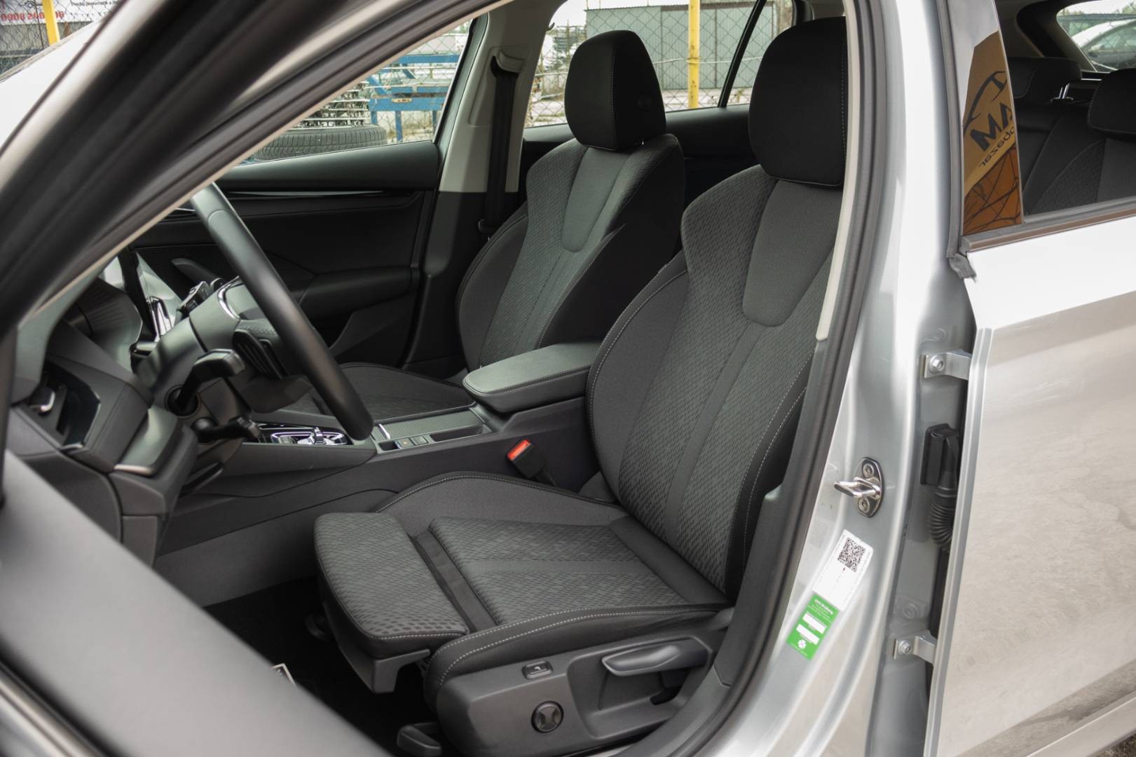 Škoda Octavia Combi 4 2.0 TDI SCR Style DSG -NEBÚRANÉ – Obrázok 11