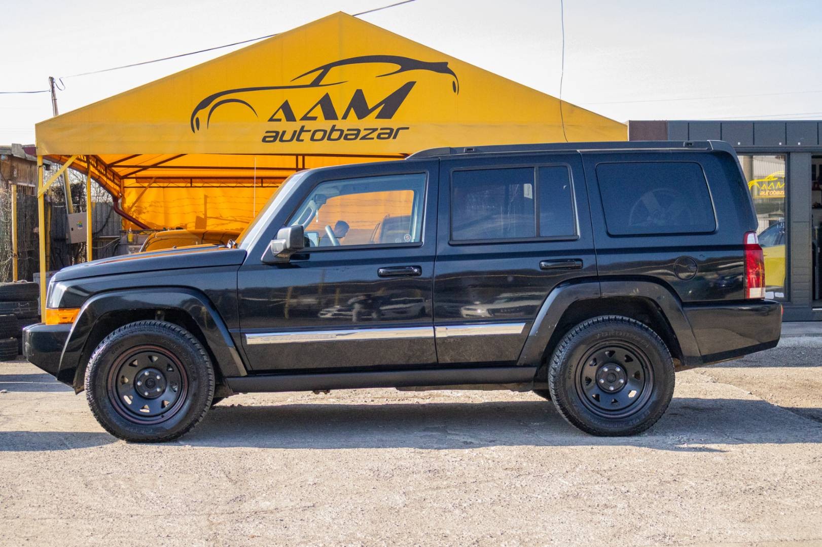 Jeep Commander 3.7 V6 PowerTech – Obrázok 5