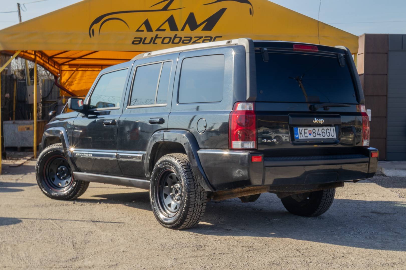 Jeep Commander 3.7 V6 PowerTech – Obrázok 6
