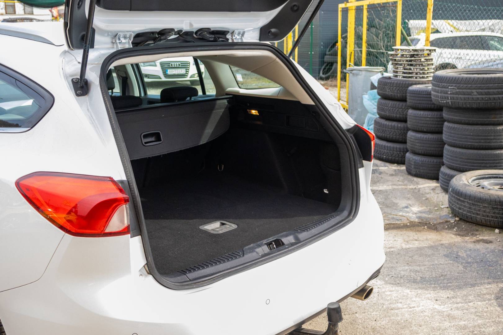 Ford Focus Kombi 1.5 TDCi Duratorq 120k Trend Plus – Obrázok 9