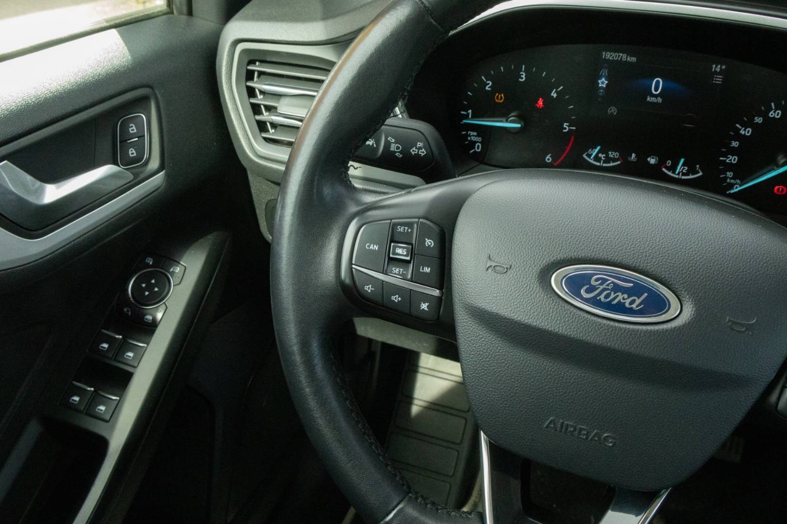 Ford Focus Kombi 1.5 TDCi Duratorq 120k Trend Plus – Obrázok 15