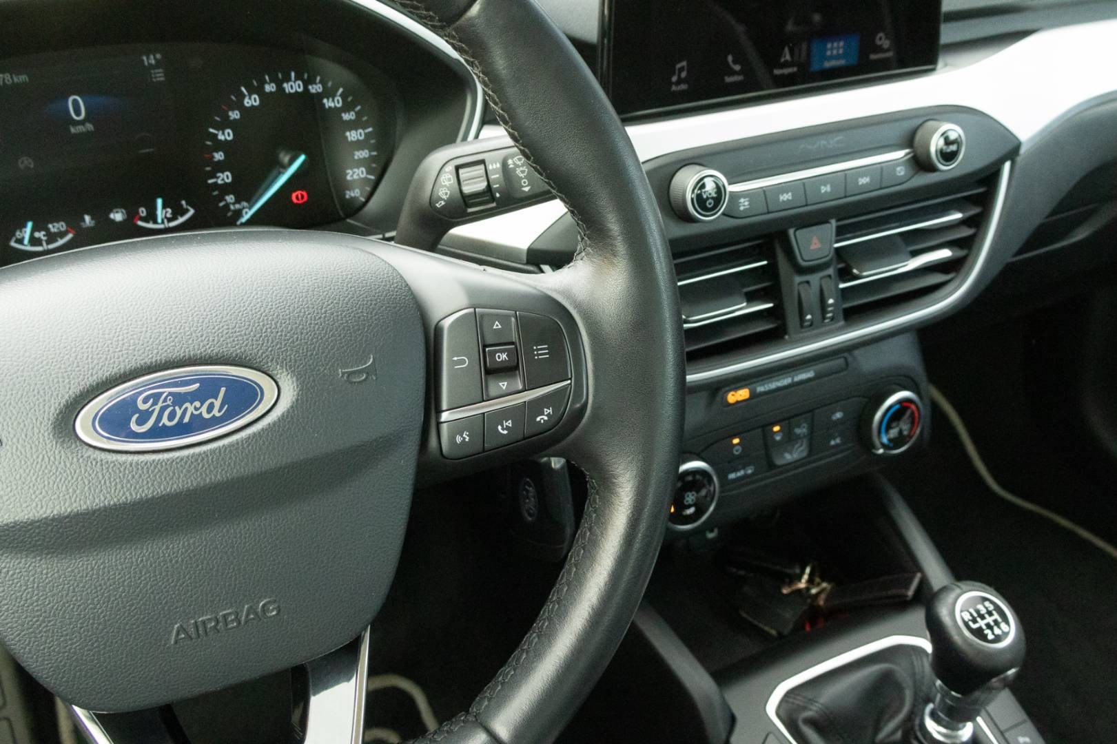 Ford Focus Kombi 1.5 TDCi Duratorq 120k Trend Plus – Obrázok 17