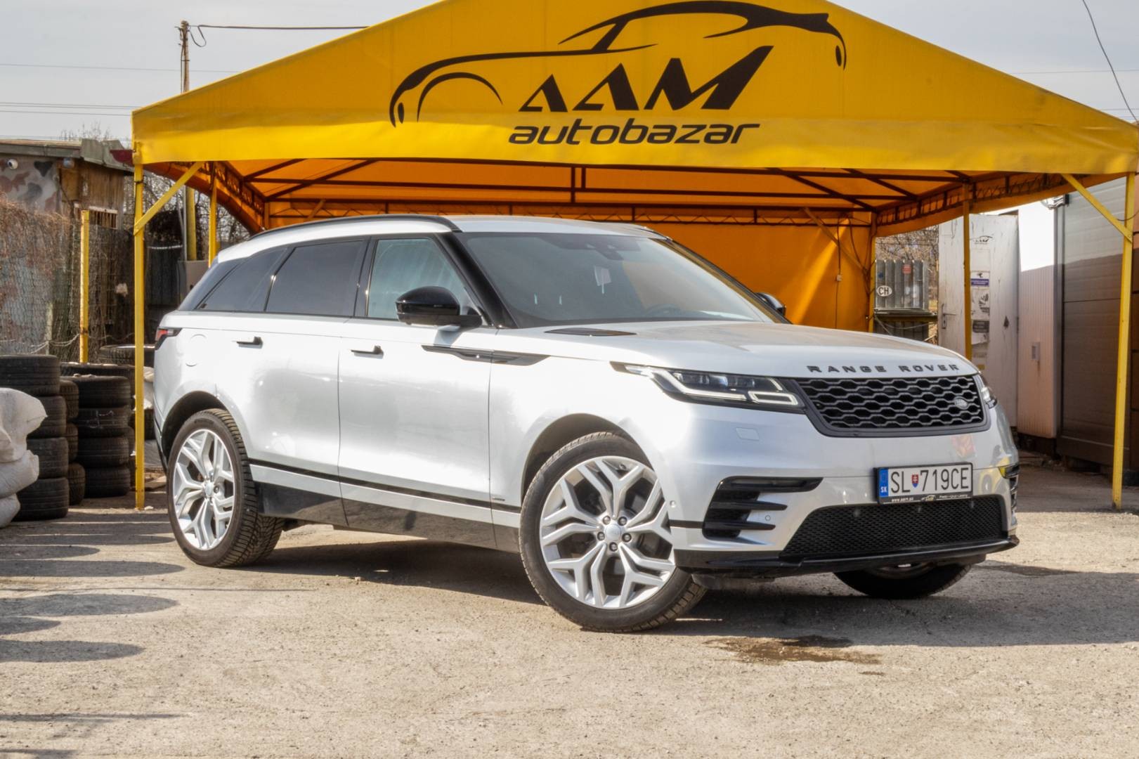 Land Rover Range Rover Velar 2.0 Si4 HSE AWD A/T – Obrázok 3