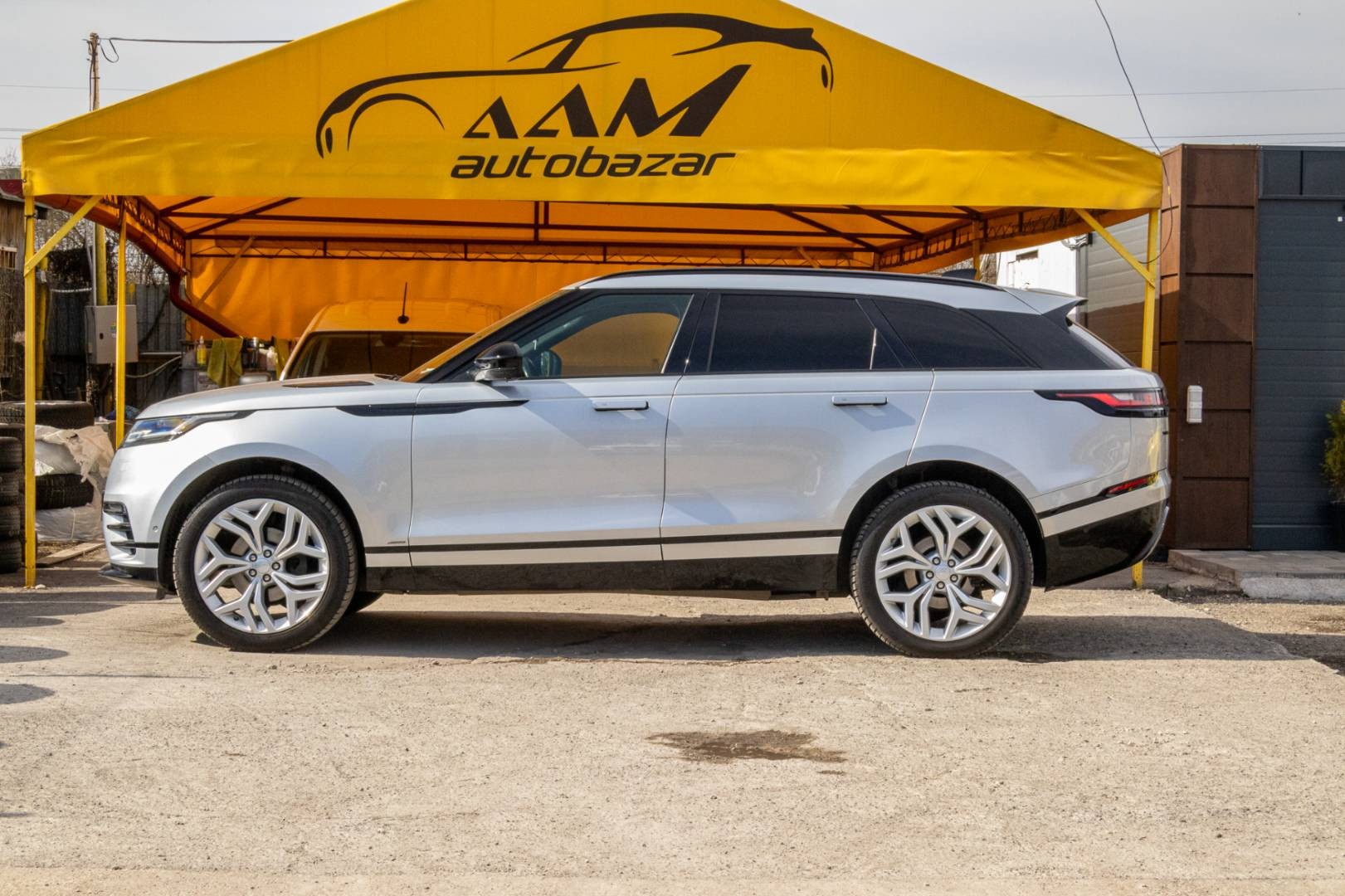 Land Rover Range Rover Velar 2.0 Si4 HSE AWD A/T – Obrázok 5