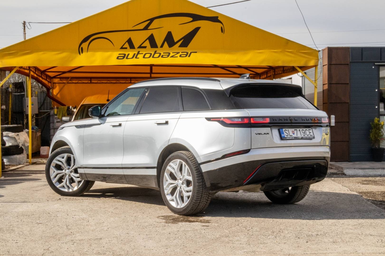 Land Rover Range Rover Velar 2.0 Si4 HSE AWD A/T – Obrázok 6