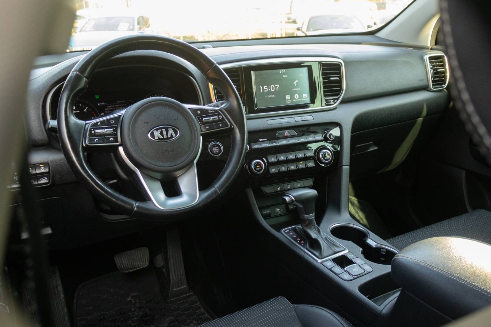 Kia Sportage 1.6 CRDi Platinum 4WD A/T -NEBÚRANÉ – Obrázok 12