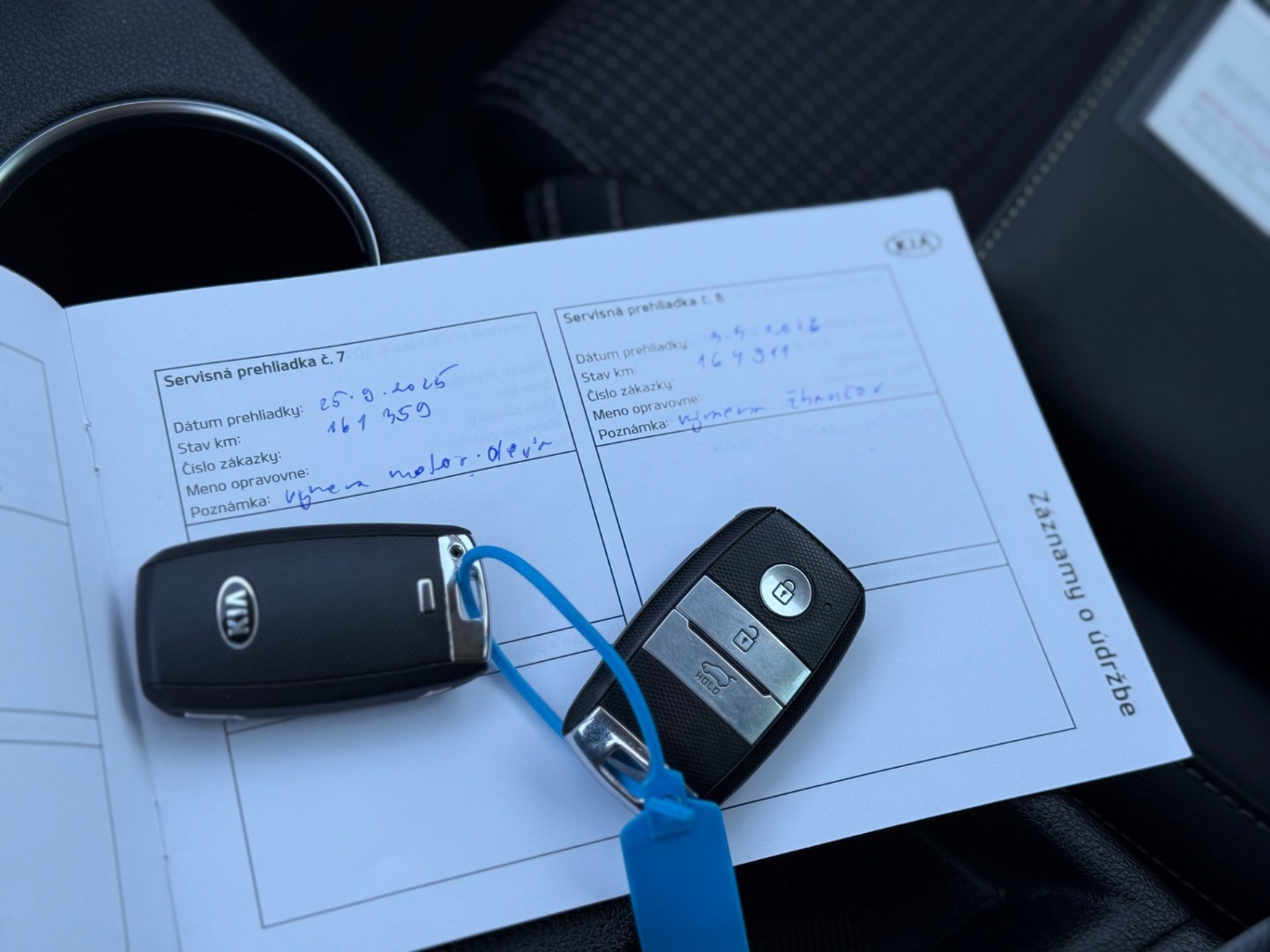 Kia Sportage 1.6 CRDi Platinum 4WD A/T -NEBÚRANÉ – Obrázok 22