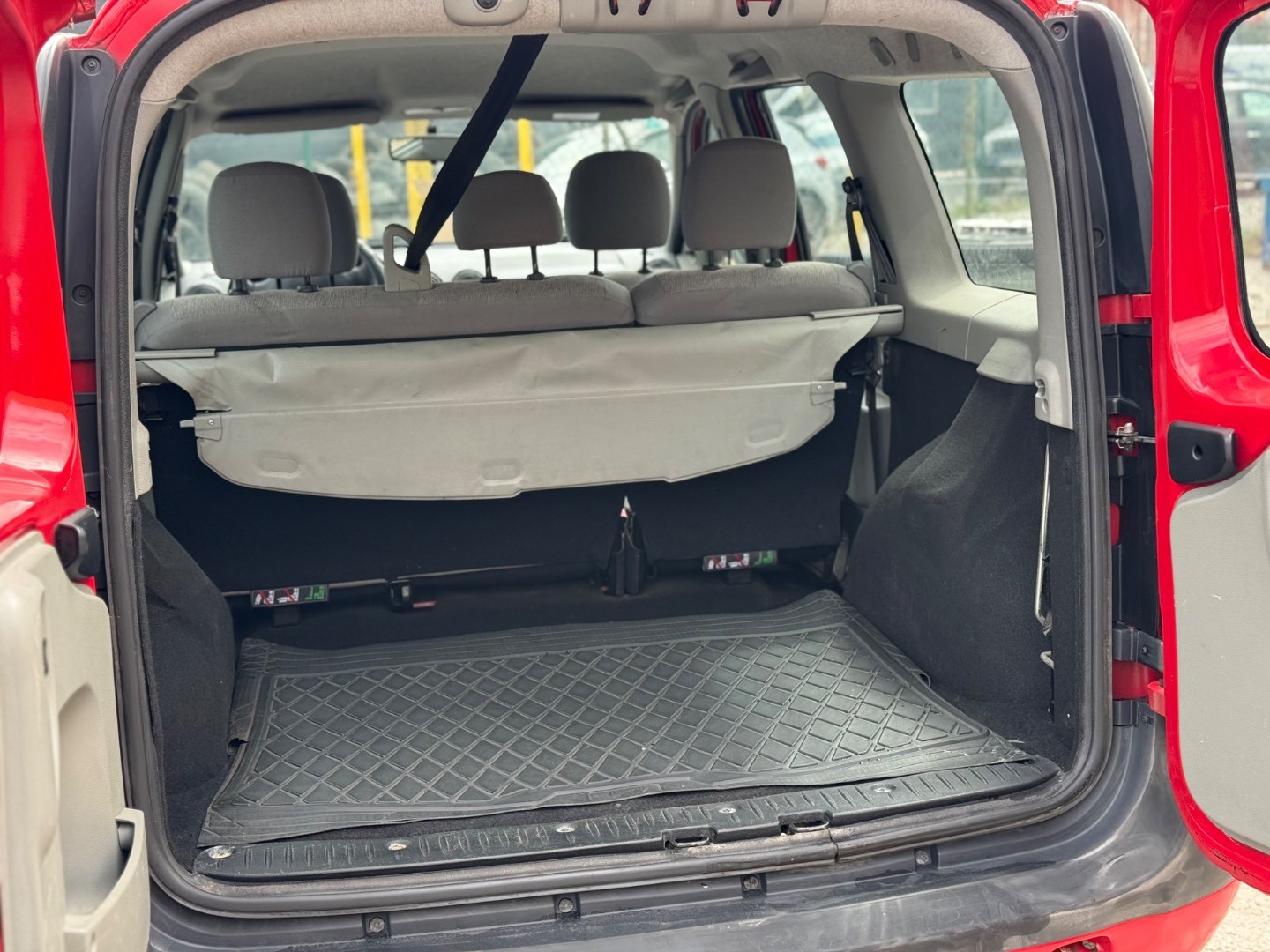 Dacia Logan MCV 1.5 dCi Ambiance+ 5m – Obrázok 9