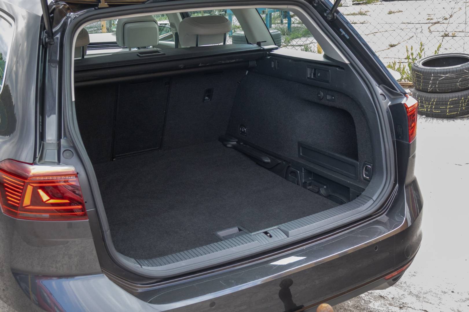 Volkswagen Passat Variant 2.0 TDI DSG Elegance -NEBÚRANÉ – Obrázok 10