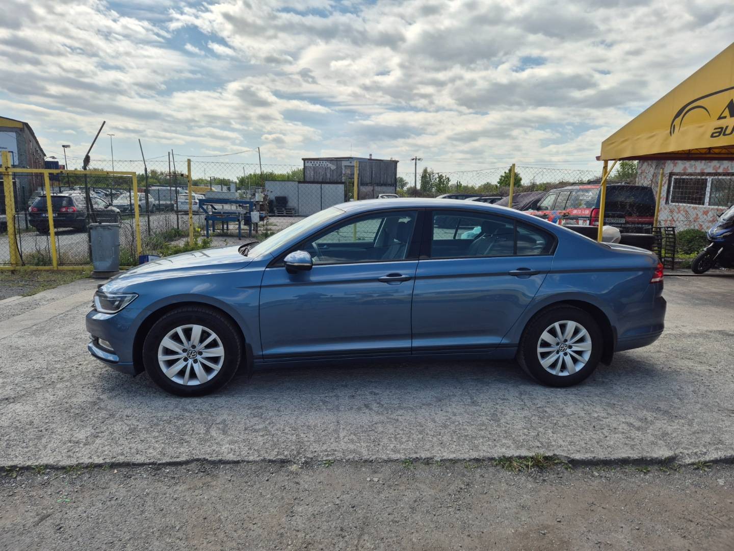 Volkswagen Passat 1.4 TSI EcoFuel Comfortline LEN 85tis.km – Obrázok 3