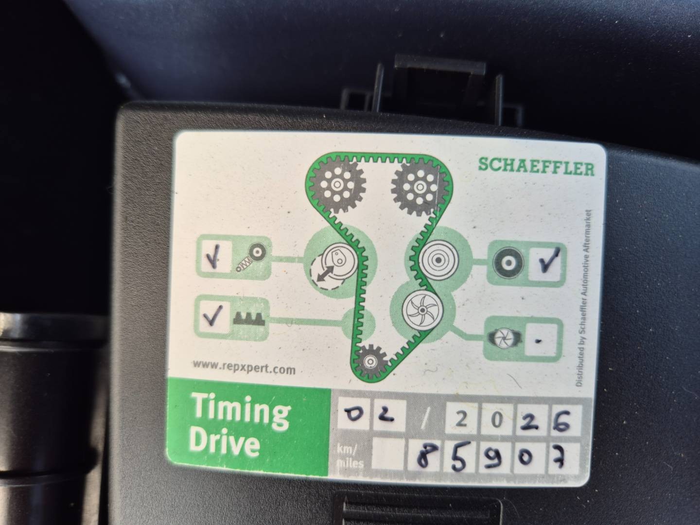 Volkswagen Passat 1.4 TSI EcoFuel Comfortline LEN 85tis.km – Obrázok 19