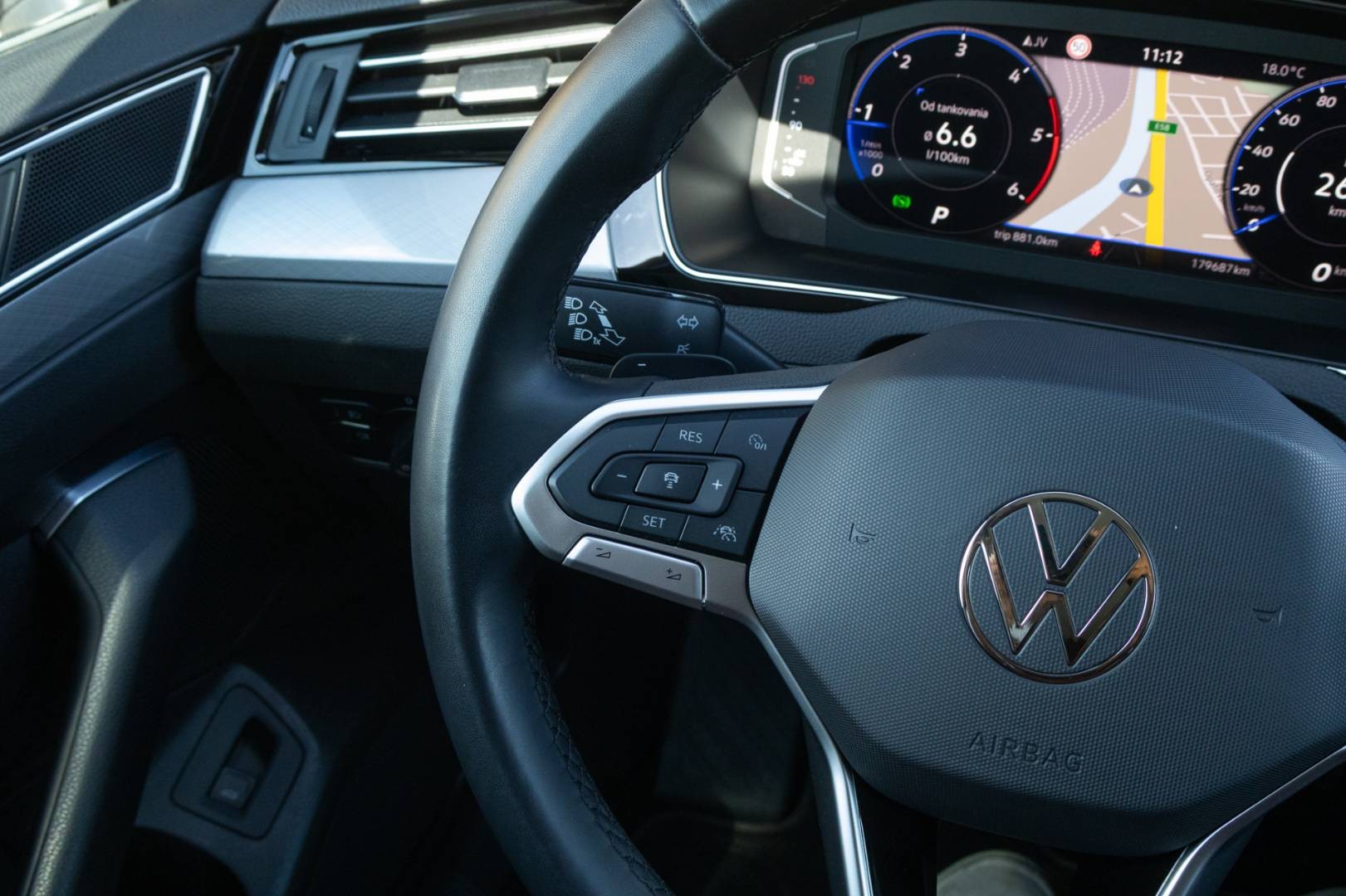 Volkswagen Passat Variant 2.0 TDI DSG Business -NEBÚRANÉ – Obrázok 15
