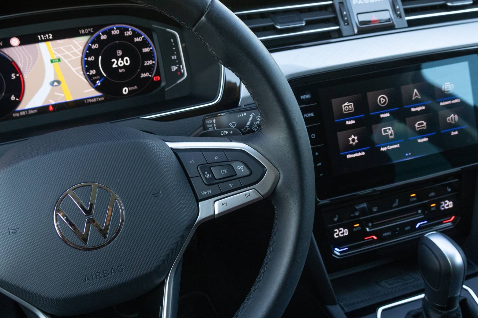 Volkswagen Passat Variant 2.0 TDI DSG Business -NEBÚRANÉ – Obrázok 19