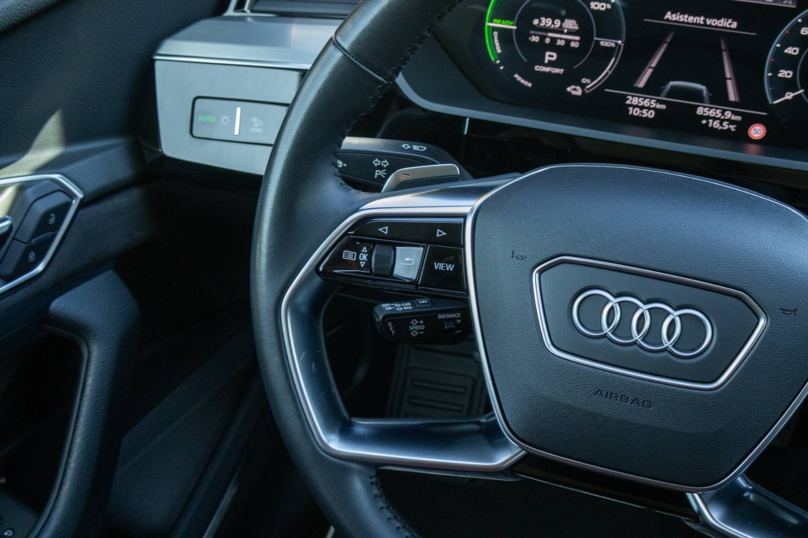 Audi E-tron 50 quattro S line – Obrázok 19