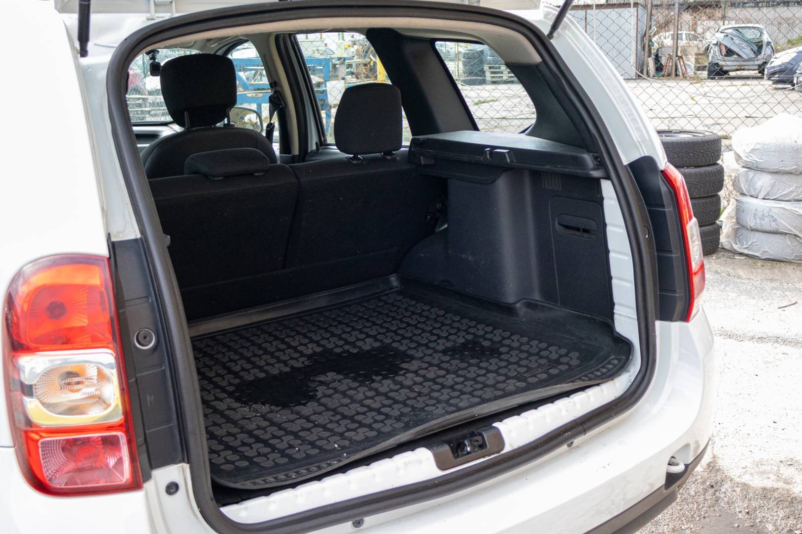 Dacia Duster 1.6 SCe LPG 4x4 – Obrázok 9