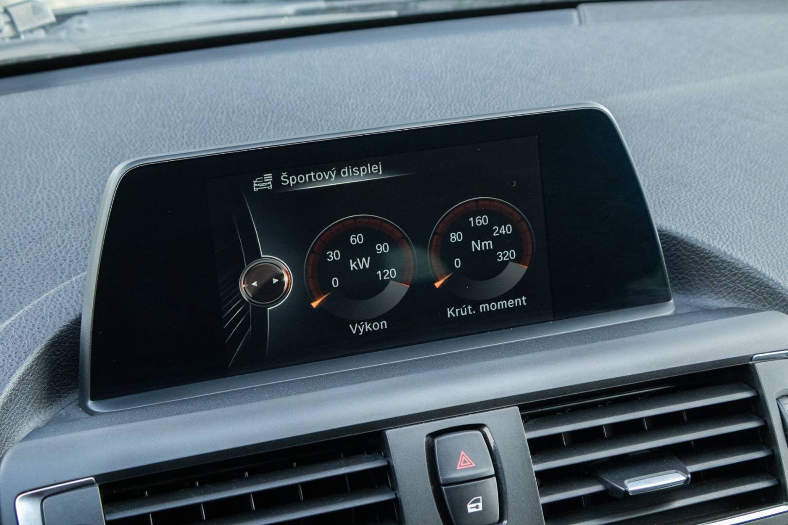 BMW Rad 1 116d A/T – Obrázok 19