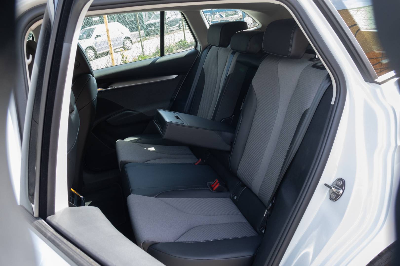 Škoda Enyaq 50 -NEBÚRANÉ – Obrázok 10