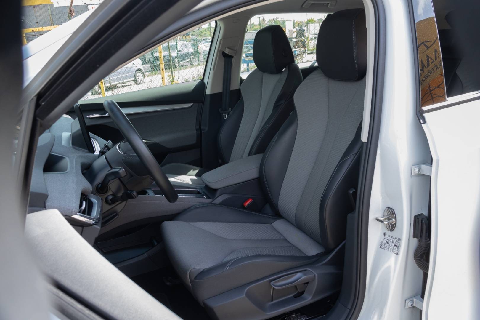 Škoda Enyaq 50 -NEBÚRANÉ – Obrázok 11
