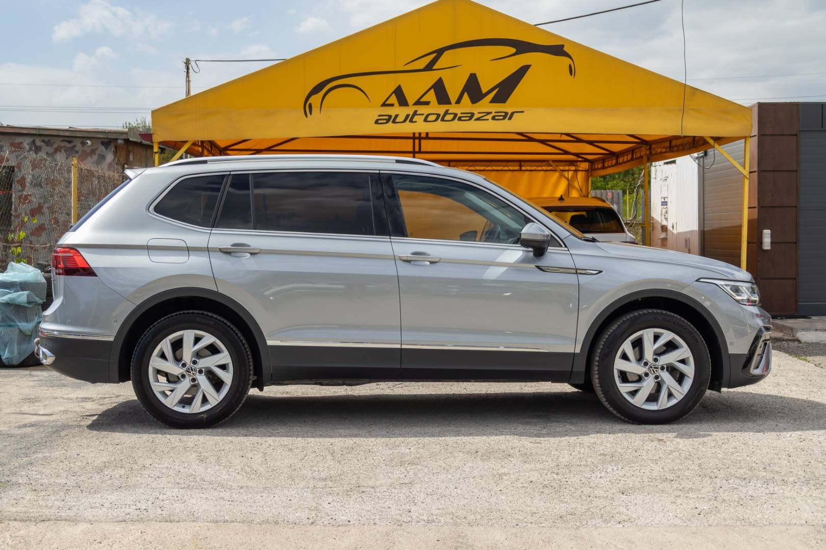 Volkswagen Tiguan Allspace 2.0 TDI 4Motion Elegance+ / SK Pôvod / 1.Majiteľ – Obrázok 4