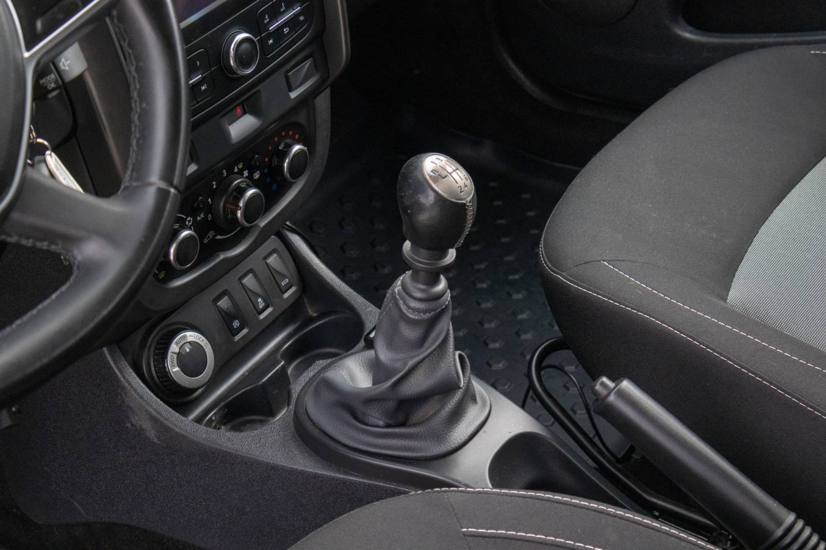 Dacia Duster 1.6 SCe LPG 4x4 – Obrázok 20