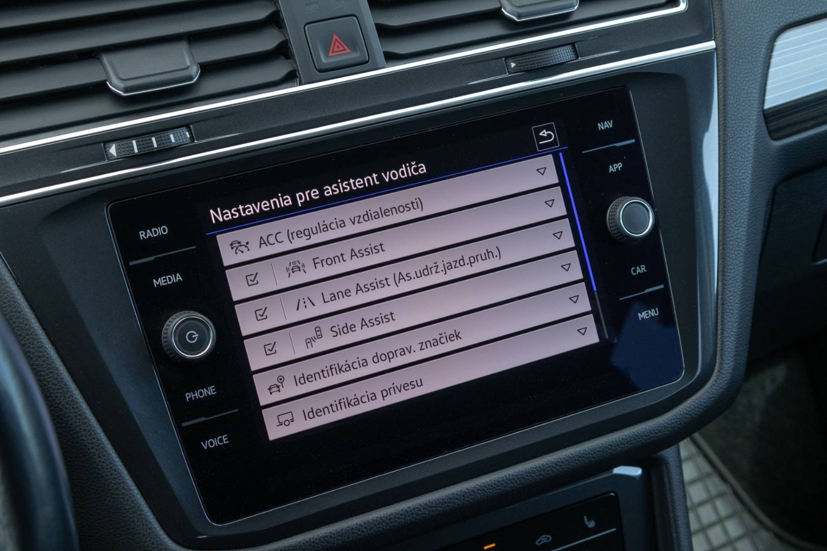 Volkswagen Tiguan Allspace 2.0 TDI 4Motion Elegance+ / SK Pôvod / 1.Majiteľ – Obrázok 32