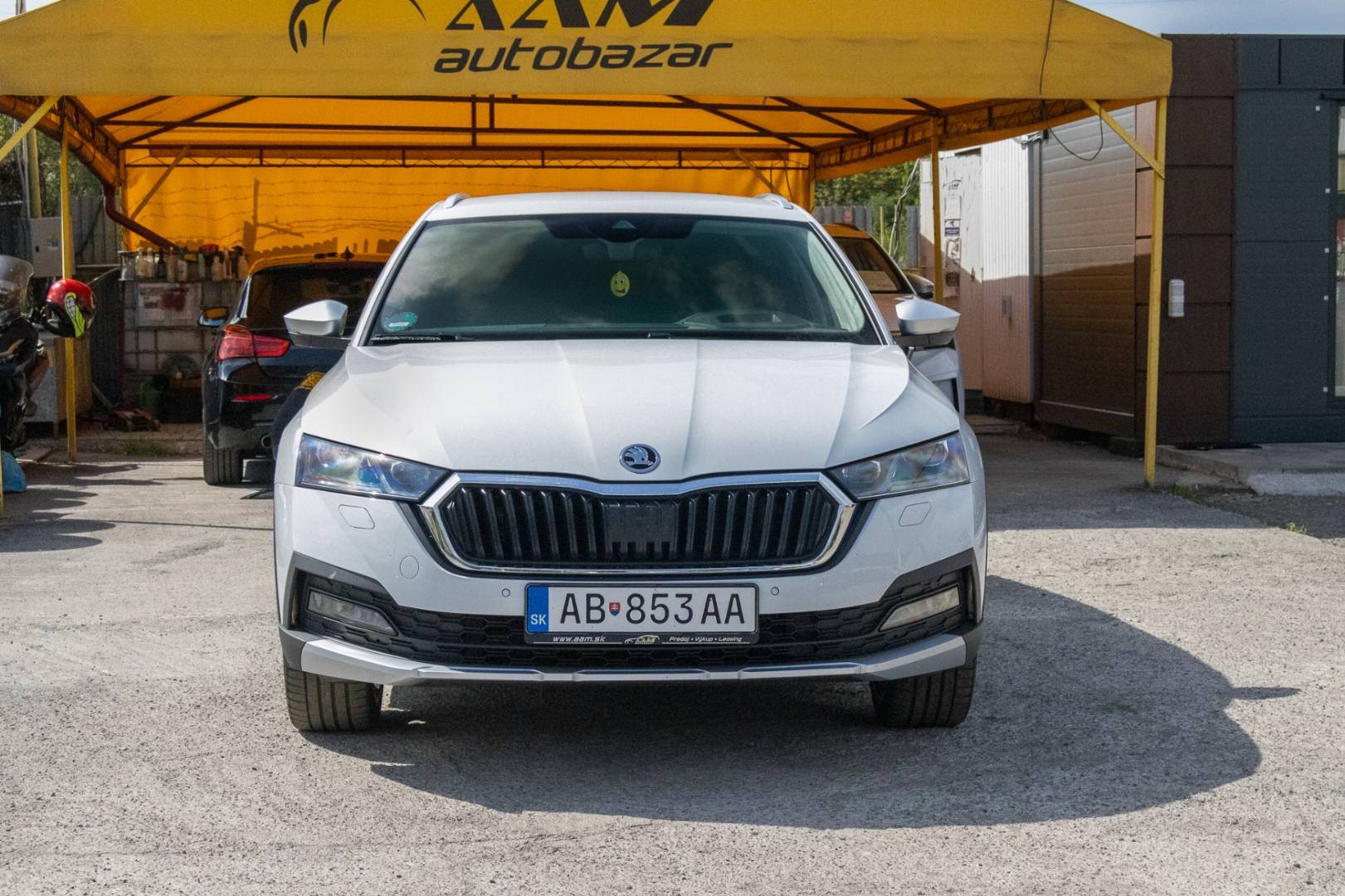 Škoda Octavia Combi 2.0 TDI Scout 4x4 DSG – Obrázok 2