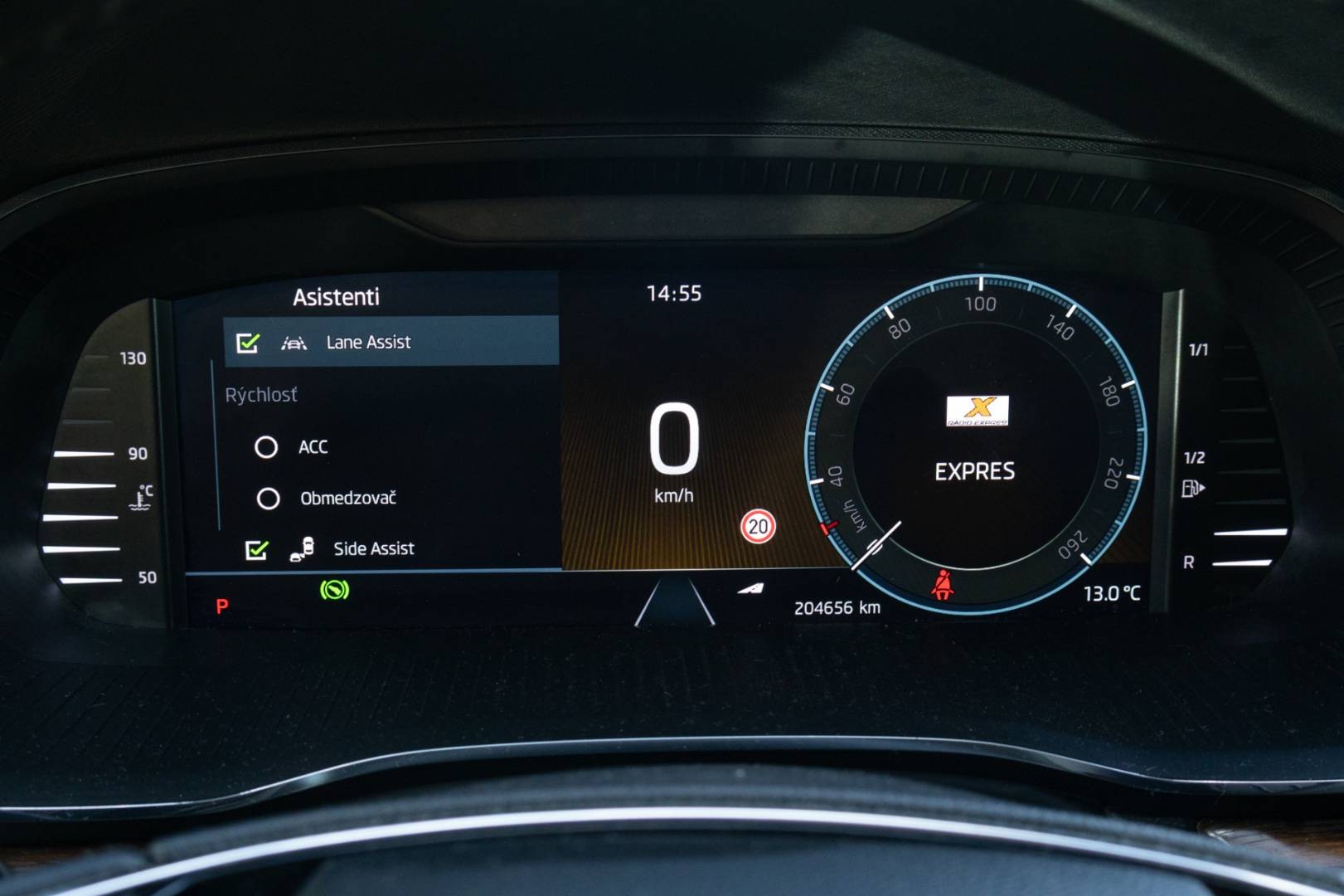 Škoda Octavia Combi 2.0 TDI Scout 4x4 DSG – Obrázok 18