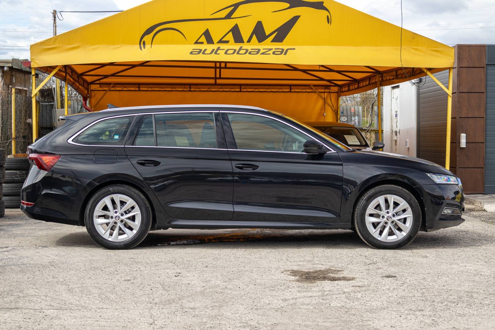 Škoda Octavia Combi 2.0 TDI SCR Style DSG – Obrázok 4
