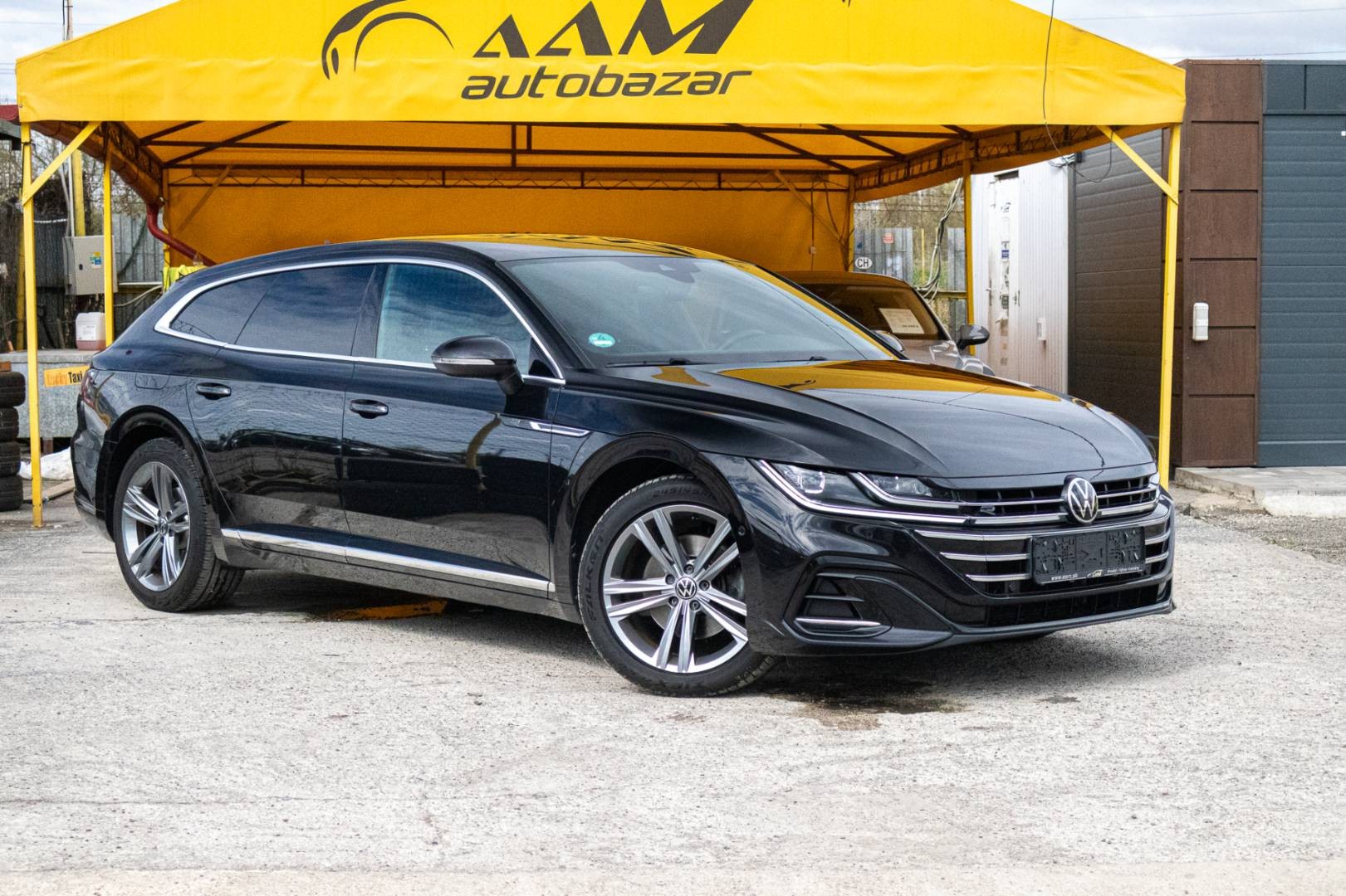 Volkswagen Arteon Shooting Brake SB 2.0 TDI R-LINE DSG -NEBÚRANÉ – Obrázok 3