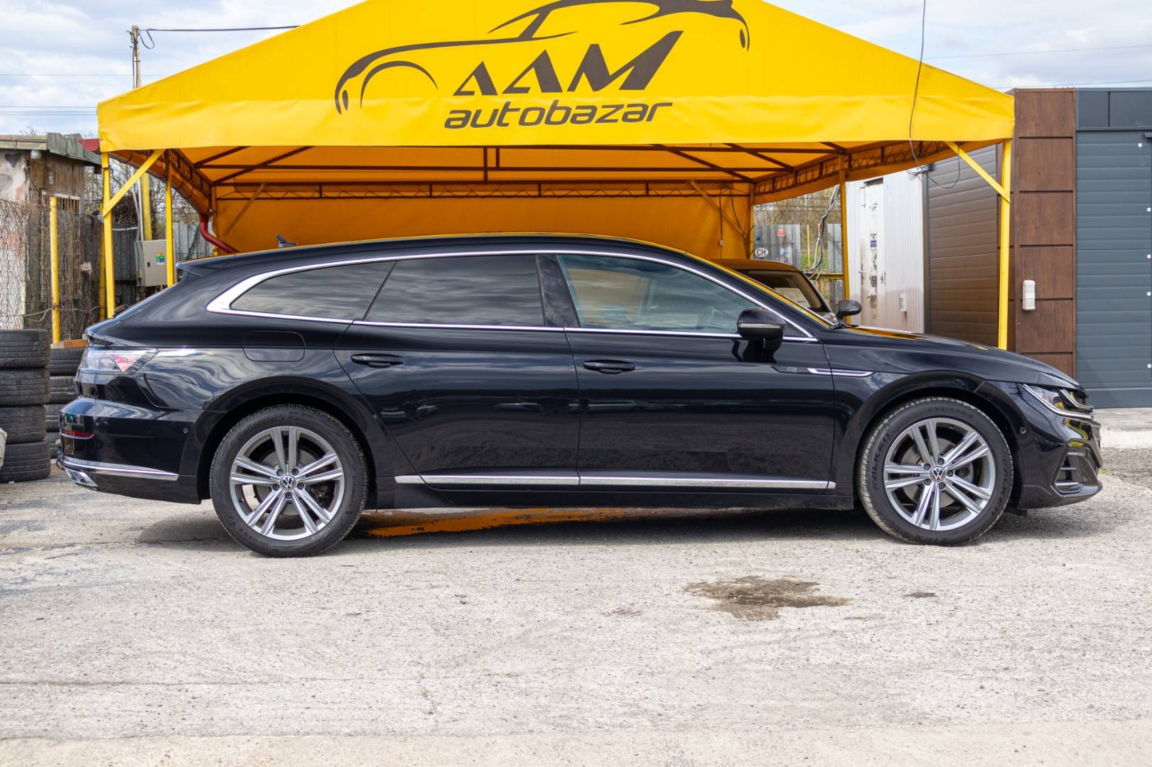 Volkswagen Arteon Shooting Brake SB 2.0 TDI R-LINE DSG -NEBÚRANÉ – Obrázok 4