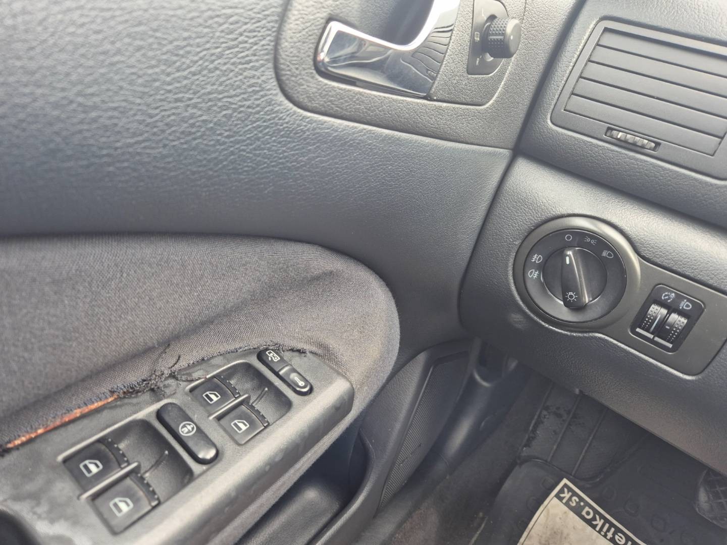 Škoda Octavia Combi 1.9 TDI Ambiente – Obrázok 11