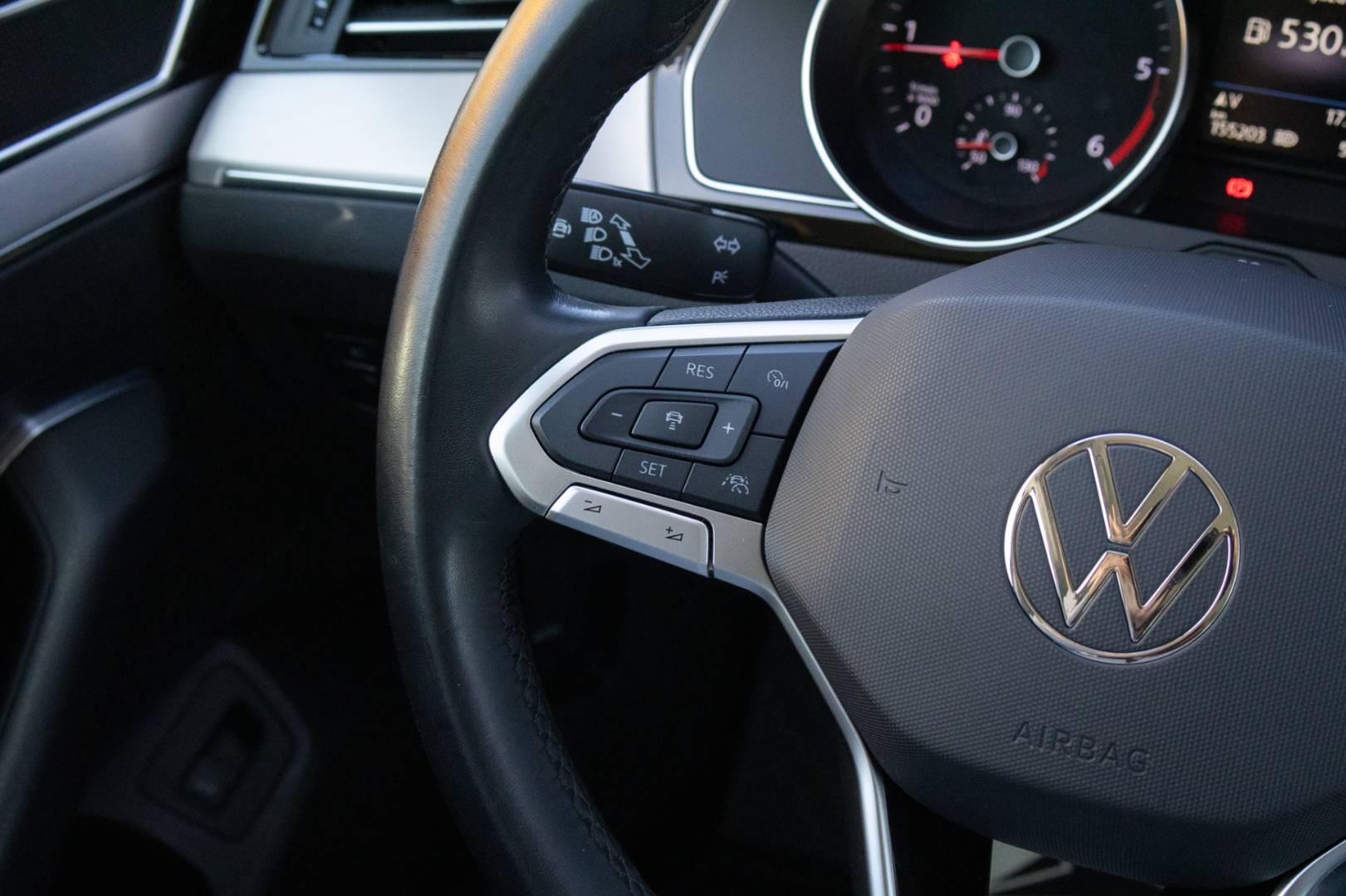 Volkswagen Passat Variant 2.0 TDI EVO Elegance M6 -MATRIX – Obrázok 17