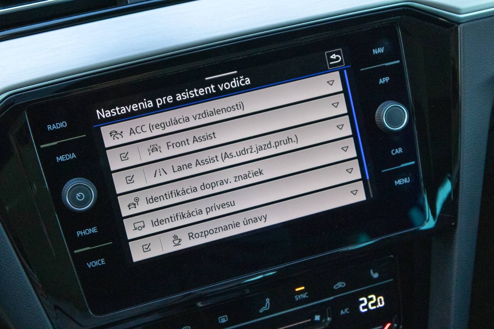 Volkswagen Passat Variant 2.0 TDI EVO Elegance M6 -MATRIX – Obrázok 22