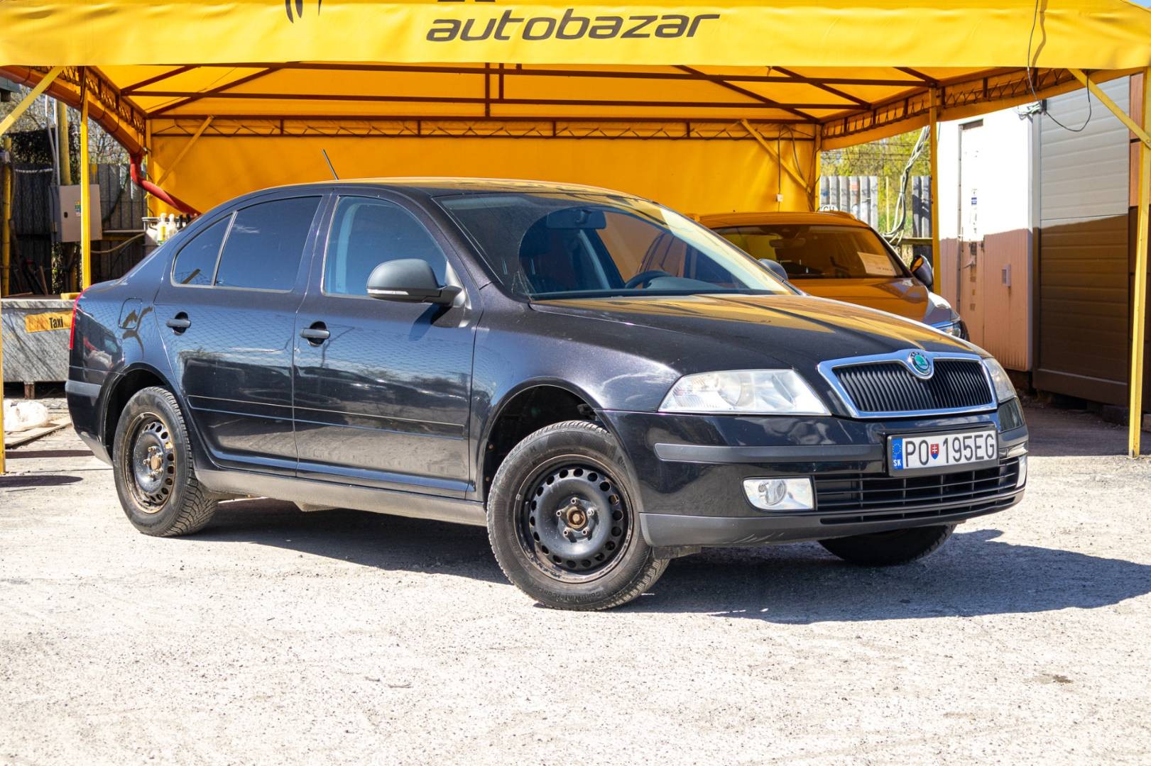 Škoda Octavia 1.6 MPI Tour Ambiente Nove STK+EK – Obrázok 3