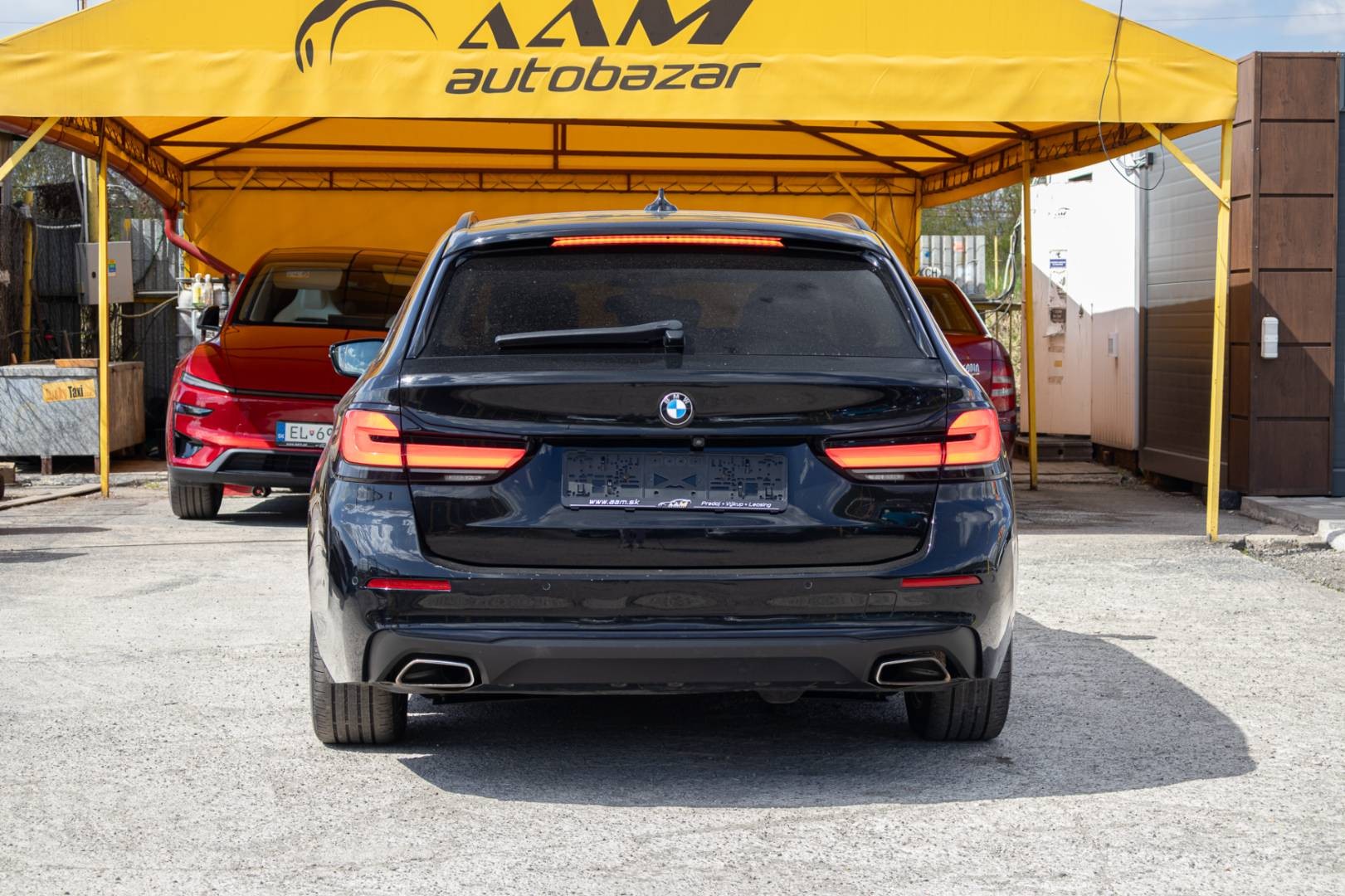 BMW Rad 5 Touring 530d mHEV xDrive A/T – Obrázok 7