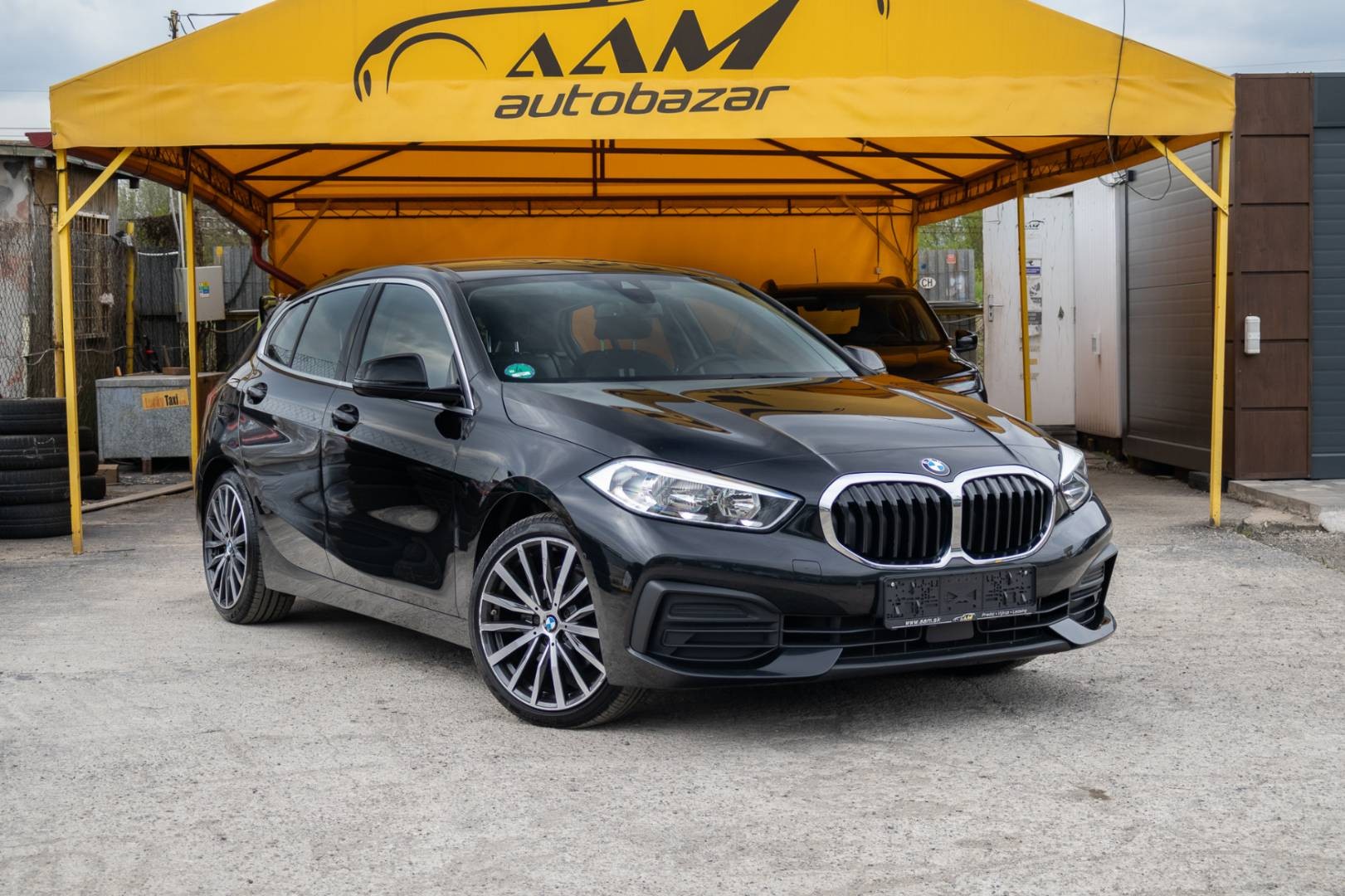 BMW Rad 1 118d A/T - F40 – Obrázok 3