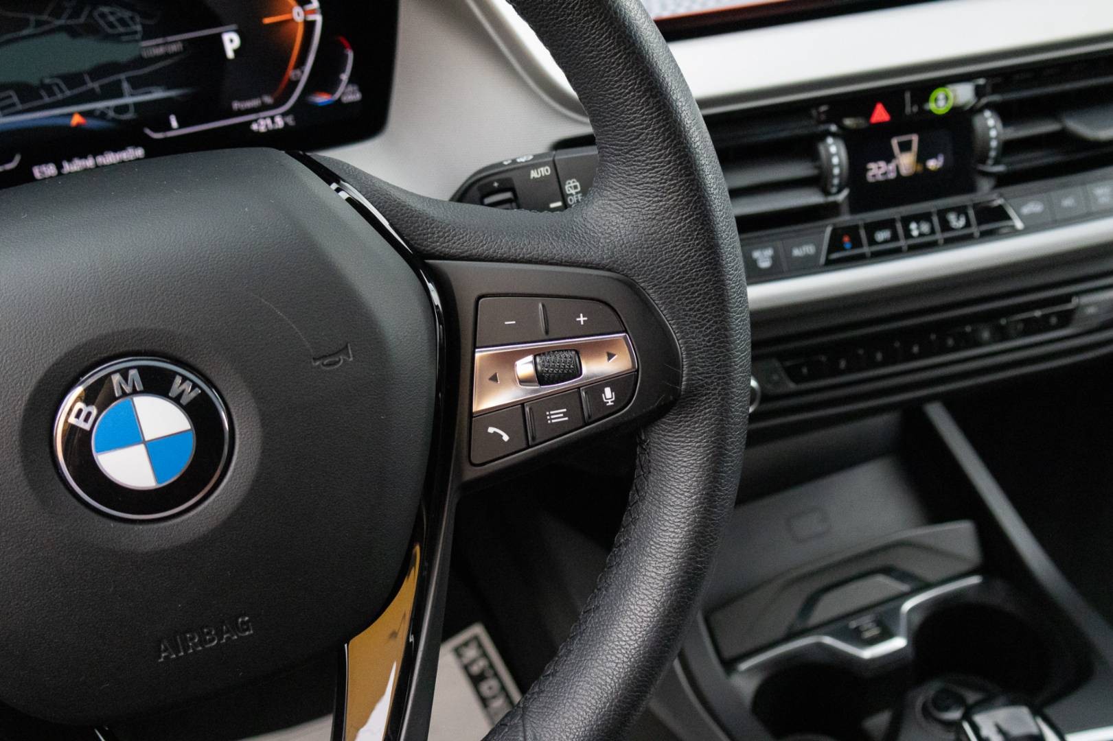 BMW Rad 1 118d A/T - F40 – Obrázok 20